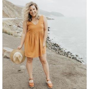 Carly Jean Los Angeles CJLA Dot Sun Dress Mustard Small NWOT